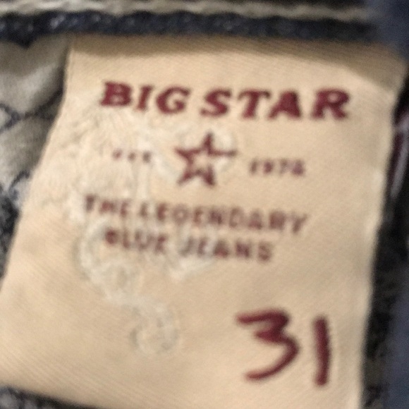 Big Star Low Rise Fit Capri Jeans - Picture 6 of 7